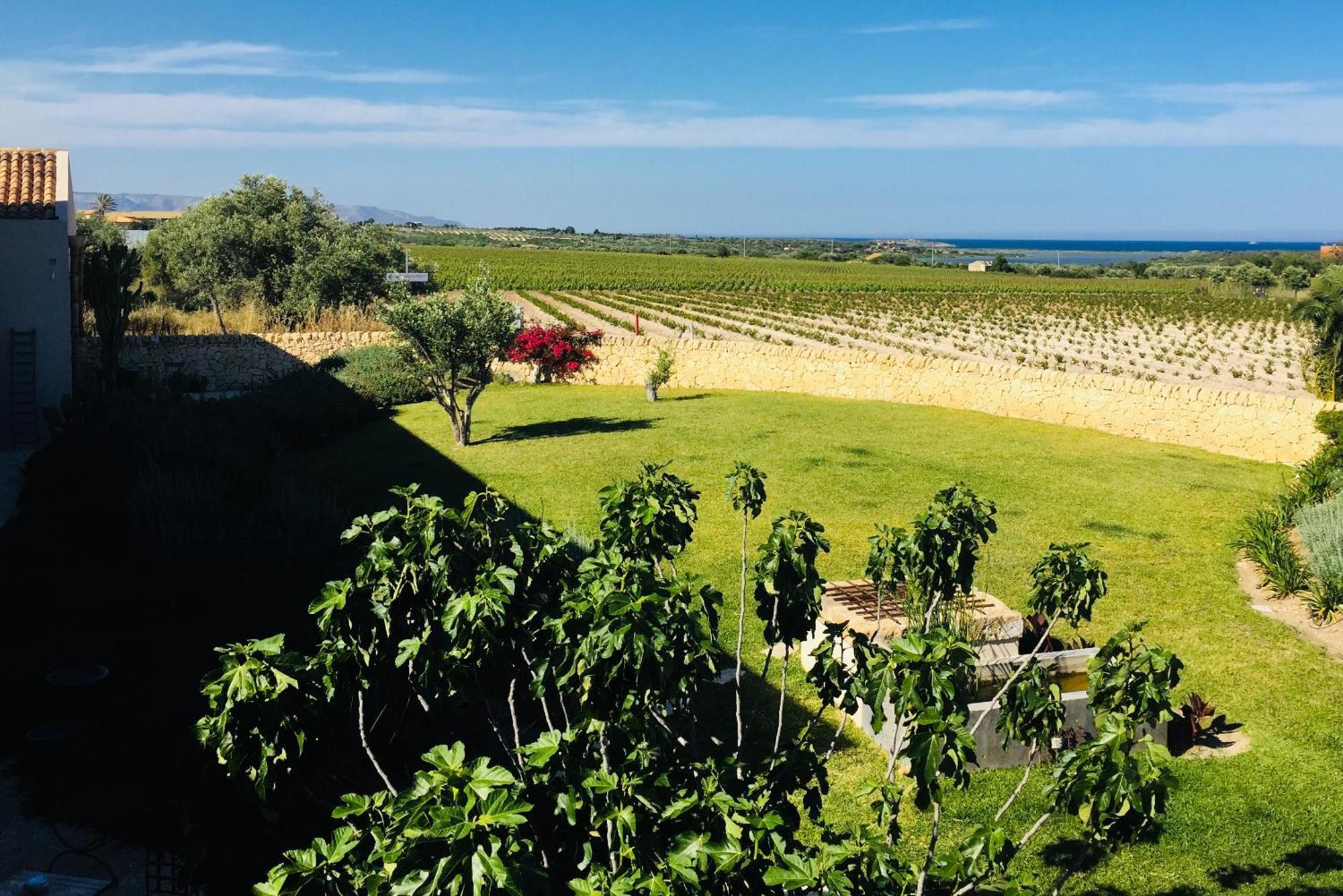 Scilla Maris Charming Suites Marzamemi Exterior photo